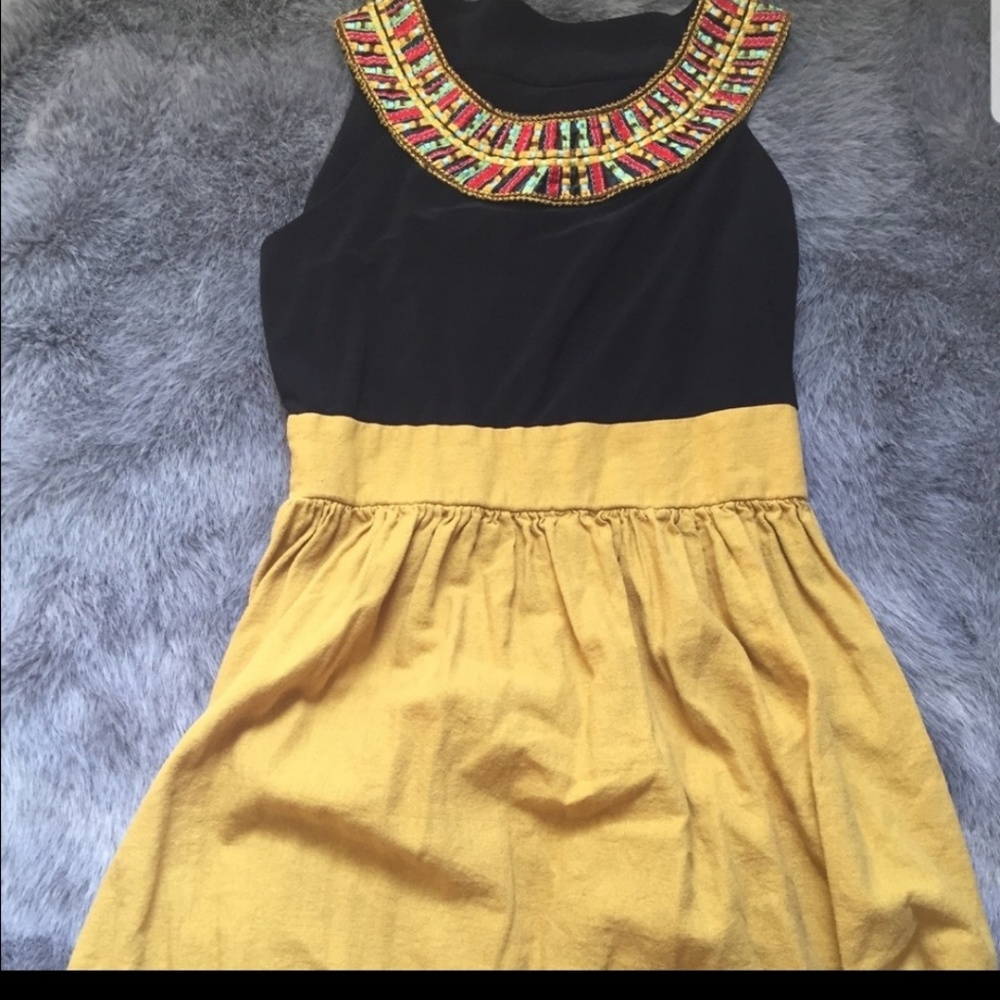 Women dress